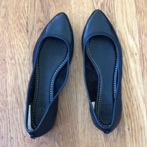 Frye Regina flats 8.5 black